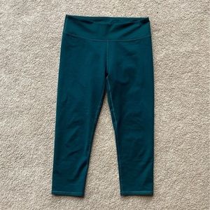 Teal Cropped Fabletics Leggings
